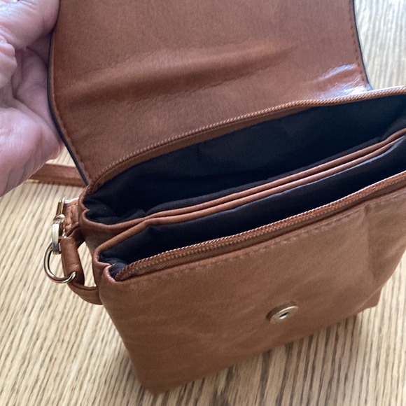 Small purse. NWOT - Picture 2 of 5